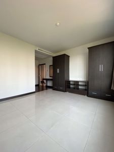 Picture of 4 bed Condo in Baan Thirapa Thungmahamek Sub District C017642