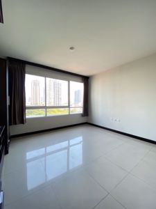 Picture of 4 bed Condo in Baan Thirapa Thungmahamek Sub District C017642