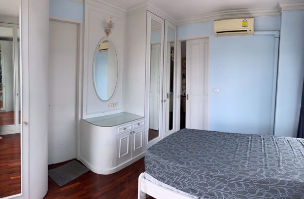 Picture of 3 bed Condo in Baan Klang Krung Siam-Pathumwan Thanonphetchaburi Sub District C017654