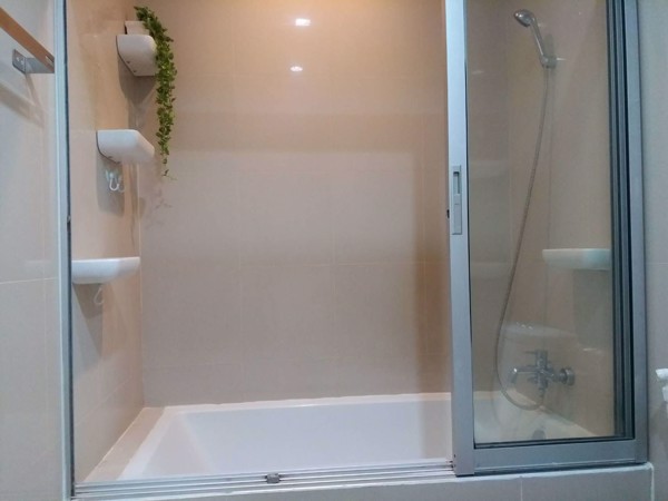 Picture of 1 bed Condo in Noble Reveal Khlong Tan Nuea Sub District C017664