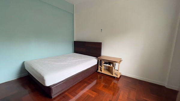 รูปภาพ 4 bed House  Bangkok H017674