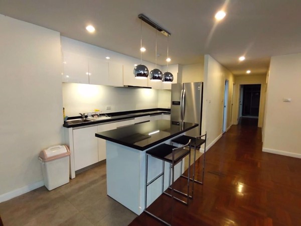 Picture of 2 bed Condo in Silom Condominuim Bang Rak District C017756