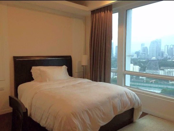 Picture of 2 bed Condo in Baan Rajprasong Lumphini Sub District C017779