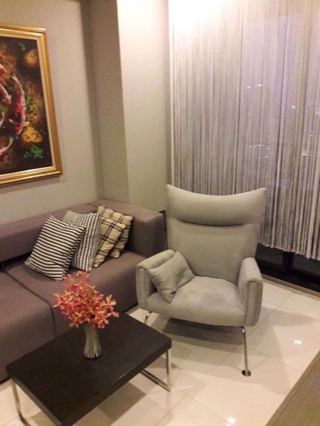 Picture of 2 bed Condo in M Silom Suriyawong Sub District C017781