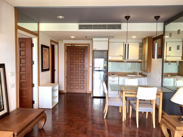 Picture of 1 bed Condo in Baan Somthavil Lumphini Sub District C017808