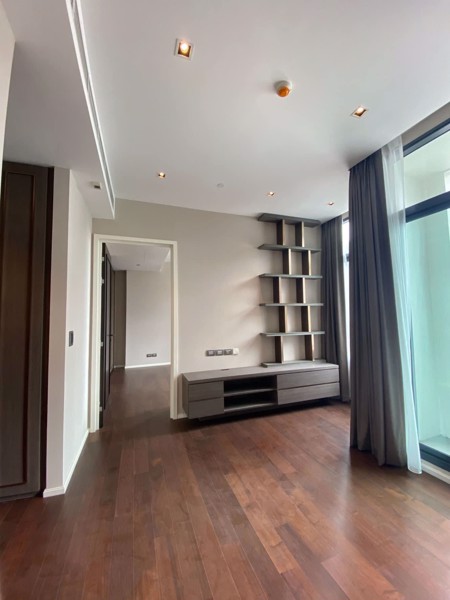 Picture of 1 bed Condo in The Diplomat 39 Khlong Tan Nuea Sub District C017845