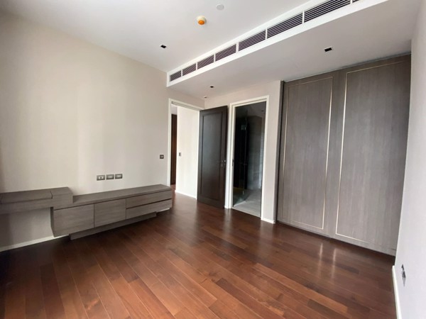 Picture of 1 bed Condo in The Diplomat 39 Khlong Tan Nuea Sub District C017845