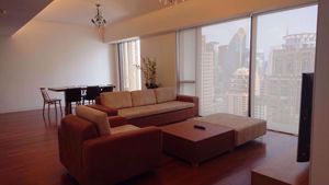 Picture of 2 bed Condo in Hansar Rajdamri Lumphini Sub District C017866