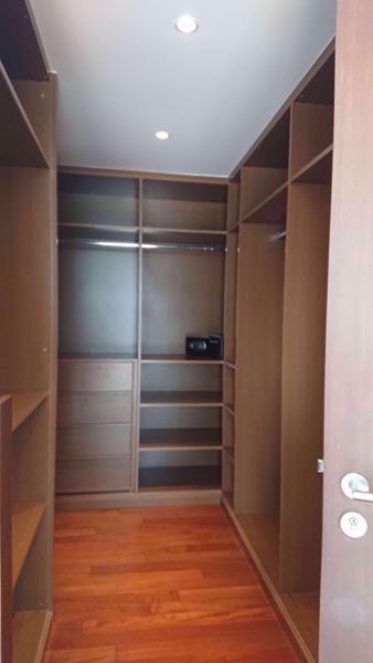 Picture of 2 bed Condo in Hansar Rajdamri Lumphini Sub District C017866