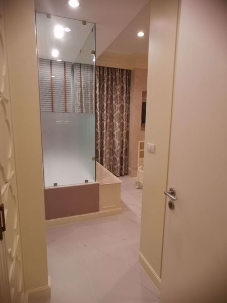 Picture of 2 bed Condo in 185 Rajadamri Lumphini Sub District C017875