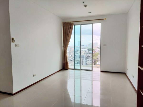 Picture of 1 bed Condo in Villa Sathorn Khlong Ton Sai Sub District C017881