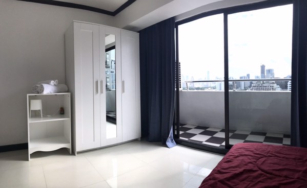 Picture of 3 bed Condo in Omni Tower Sukhumvit Nana Khlongtan Sub District C017882