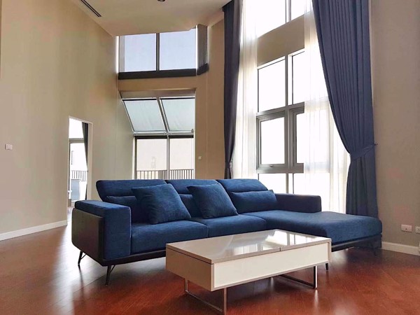 Picture of 3 bed Penthouse in Belle Grand Rama 9 Huai Khwang Sub District P017888