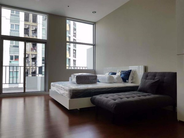 Picture of 3 bed Penthouse in Belle Grand Rama 9 Huai Khwang Sub District P017888