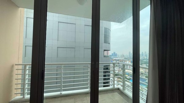 รูปภาพ 3 ห้องนอน Condo ในโครงการ Siri Residence Khlongtan Sub District C017918