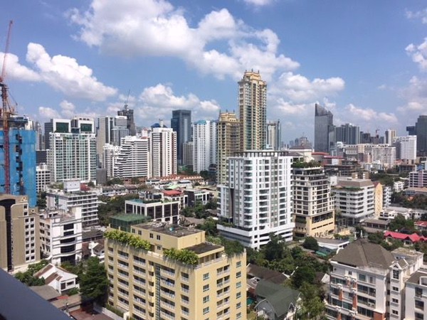 Picture of 3 bed Condo in DS Tower 1 Sukhumvit 33 Khlong Tan Nuea Sub District C017925