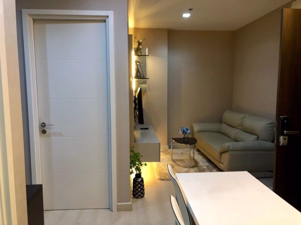 Picture of 2 bed Condo in The Signature by URBANO Samsennai Sub District C017929