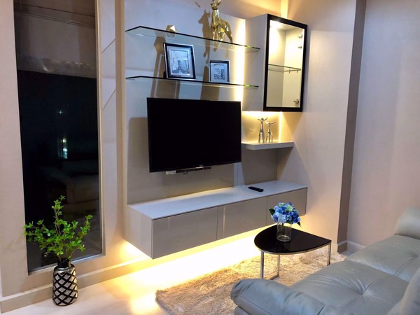 Picture of 2 bed Condo in The Signature by URBANO Samsennai Sub District C017929