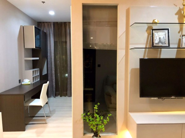 Picture of 2 bed Condo in The Signature by URBANO Samsennai Sub District C017929