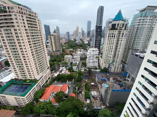 Picture of 1 bed Condo in Sathorn Gardens Thungmahamek Sub District C017946