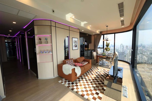 Picture of 3 bed Condo in Ashton Asoke Khlong Toei Nuea Sub District C017958