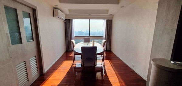 Picture of 3 bed Condo in President Park Sukhumvit 24 Khlongtan Sub District C017964