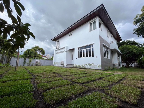 รูปภาพ 4 bed House  Chomphon Sub District H017974