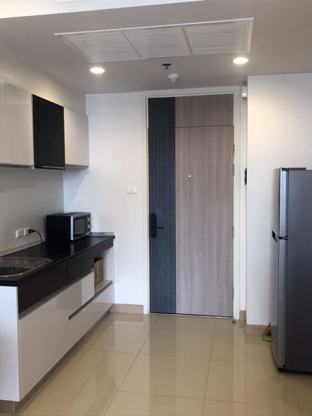 Picture of 1 bed Condo in Supalai Lite Ratchada - Naradhiwas - Sathon Chong Nonsi Sub District C017987