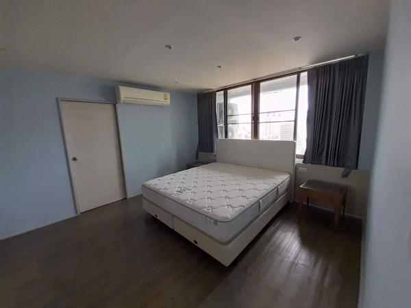 รูปภาพ 3 ห้องนอน Condo ในโครงการ Acadamia Grand Tower Khlong Tan Nuea Sub District C018000