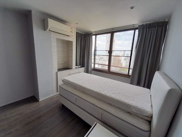 รูปภาพ 3 ห้องนอน Condo ในโครงการ Acadamia Grand Tower Khlong Tan Nuea Sub District C018000