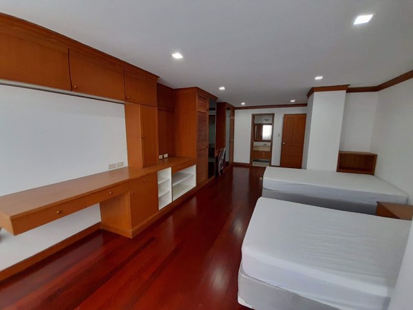 Picture of 3 bed Condo in Acadamia Grand Tower Khlong Tan Nuea Sub District C018001