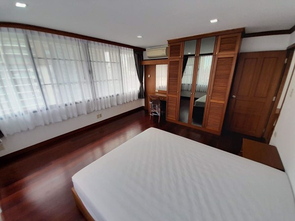 Picture of 3 bed Condo in Acadamia Grand Tower Khlong Tan Nuea Sub District C018001