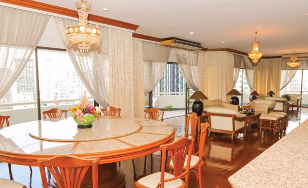 Picture of 3 bed Penthouse in Le Premier 1 Khlong Toei Nuea Sub District P018040