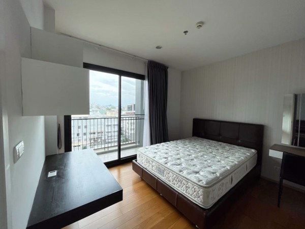 Picture of 2 bed Condo in The Vertical Aree Samsennai Sub District C018082