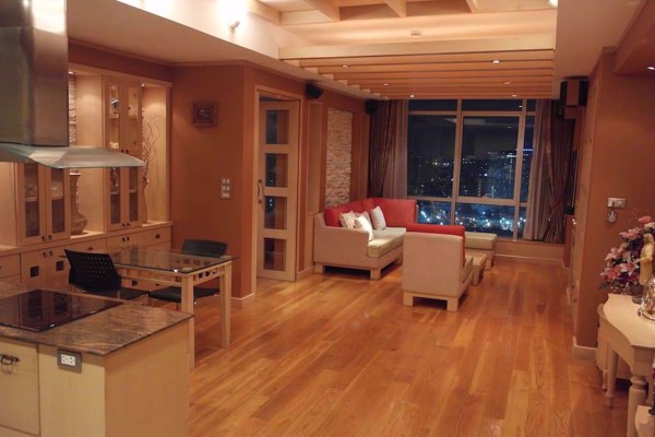 Picture of 1 bed Condo in Baan Sathorn Chaopraya Khlong Ton Sai Sub District C018094