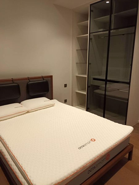 Picture of 1 bed Condo in MUNIQ Langsuan Pathum Wan District C018107