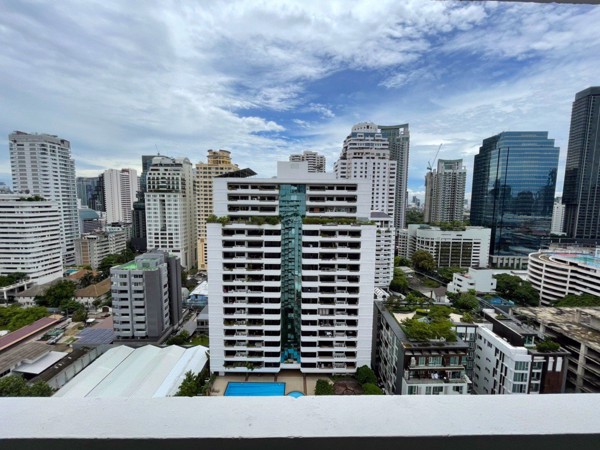 Picture of 3 bed Penthouse in Ruamjai Heights Khlong Toei Nuea Sub District P018112