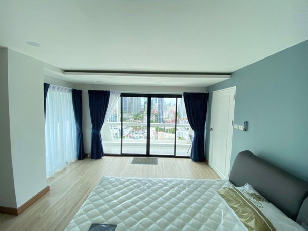 Picture of 3 bed Penthouse in Ruamjai Heights Khlong Toei Nuea Sub District P018112