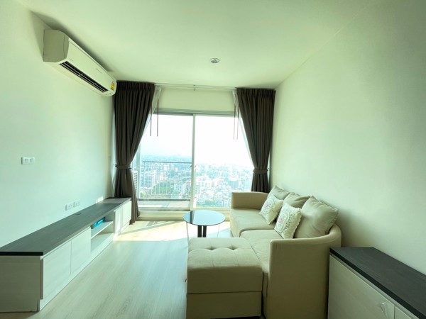 Picture of 2 bed Condo in Life Ratchadapisek Huai Khwang Sub District C018120