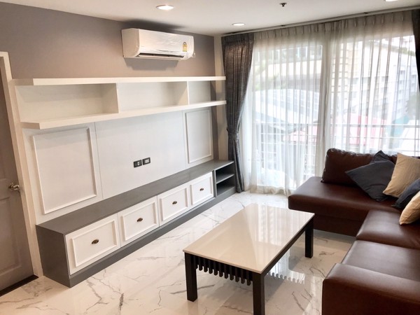 Picture of 2 bed Condo in Serene Place Sukhumvit 24 Khlongtan Sub District C018128