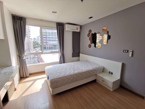 Picture of 2 bed Condo in Serene Place Sukhumvit 24 Khlongtan Sub District C018128