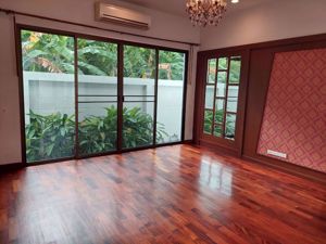 รูปภาพ 4 bed House  Bangkapi Sub District H018184