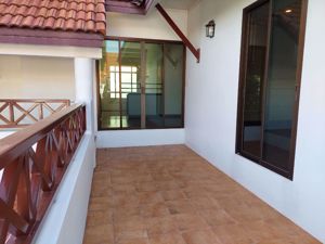 รูปภาพ 4 bed House  Bangkapi Sub District H018184