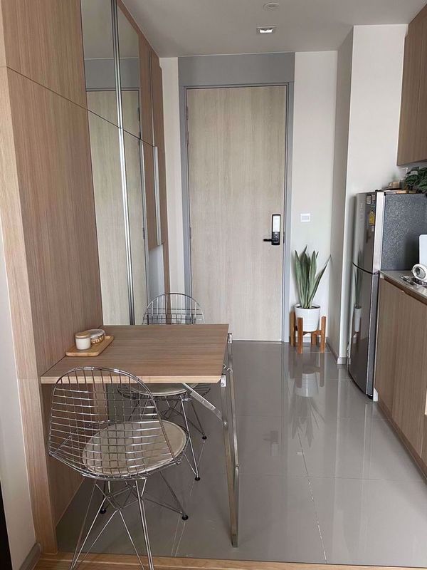 Picture of 1 bed Condo in M Jatujak Chomphon Sub District C018209