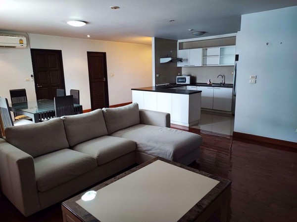 Picture of 3 bed Condo in The Peaks Residence Khlong Toei Nuea Sub District C018222