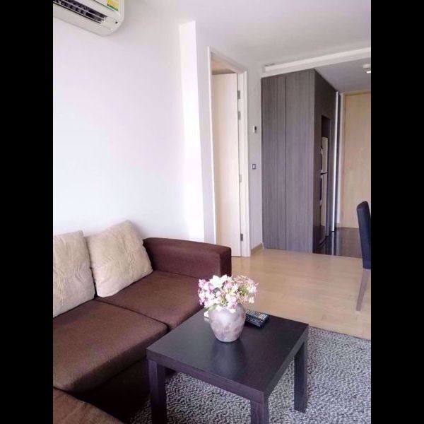 Picture of 1 bed Condo in Via 49 Khlong Tan Nuea Sub District C018247