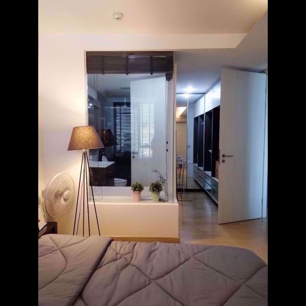 Picture of 1 bed Condo in Via 49 Khlong Tan Nuea Sub District C018247