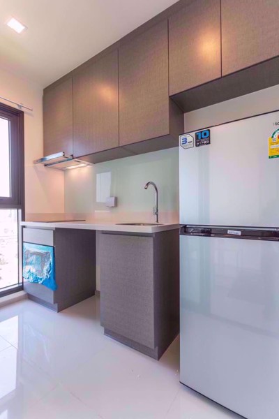 Picture of 1 bed Condo in Rhythm Sukhumvit 36-38 Phra Khanong Sub District C018331