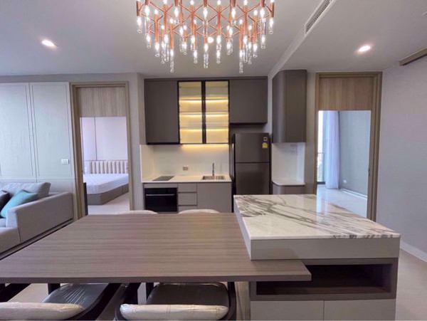 Picture of 2 bed Condo in Noble Ploenchit Lumphini Sub District C018333