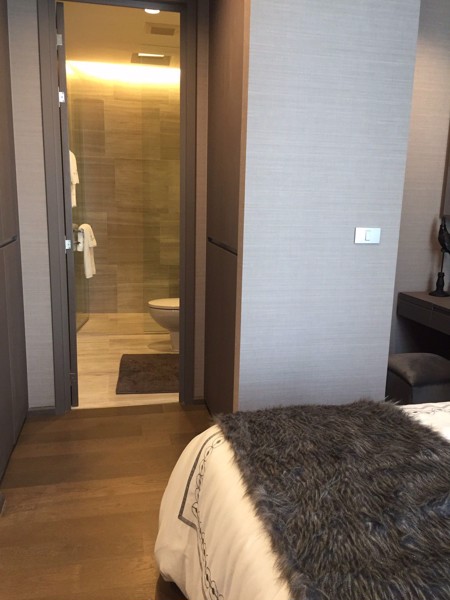 Picture of 1 bed Condo in The Diplomat Sathorn Silom Sub District C018339